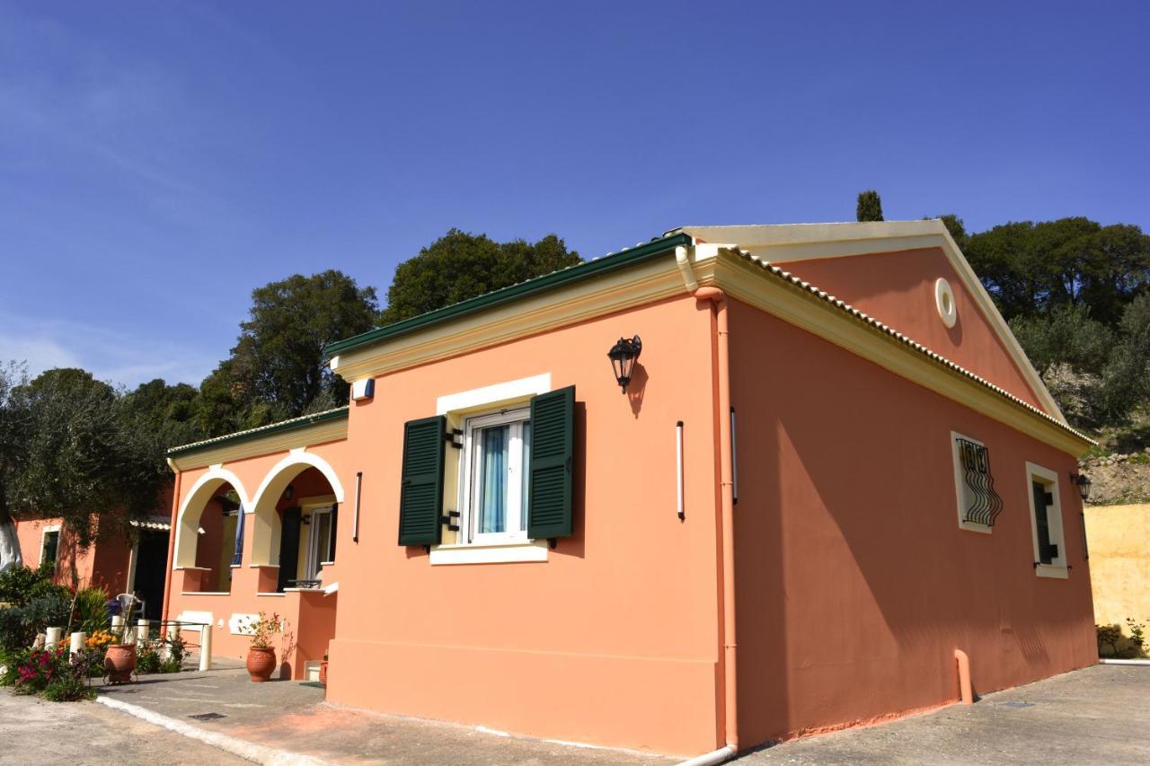 Villa Skafonas Sinarades Exterior photo